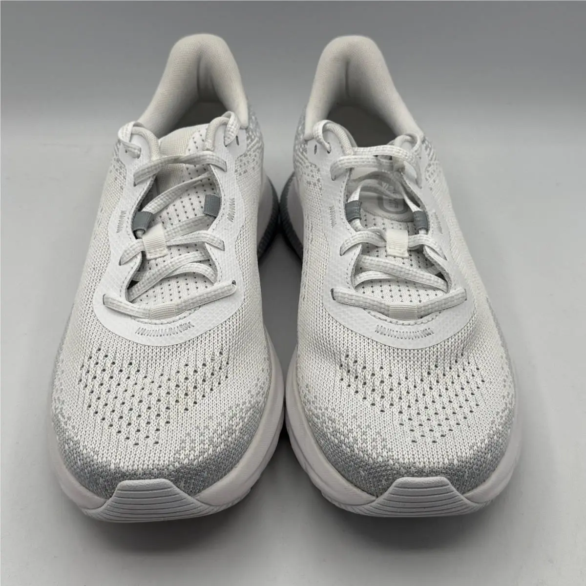 Under Armour shoes - UA W HOVR Turbulence 2 - White 1