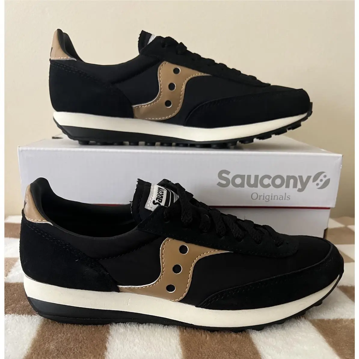 Saucony Trainer 80 Sneakers Black/gold S70884-14 Women’s Size 7