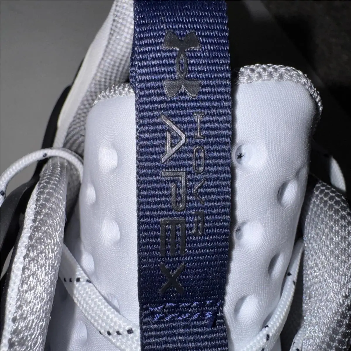 Under Armour shoes - Under Armour HOVR Apex 3 - 3026156-102 - Multicolor 6