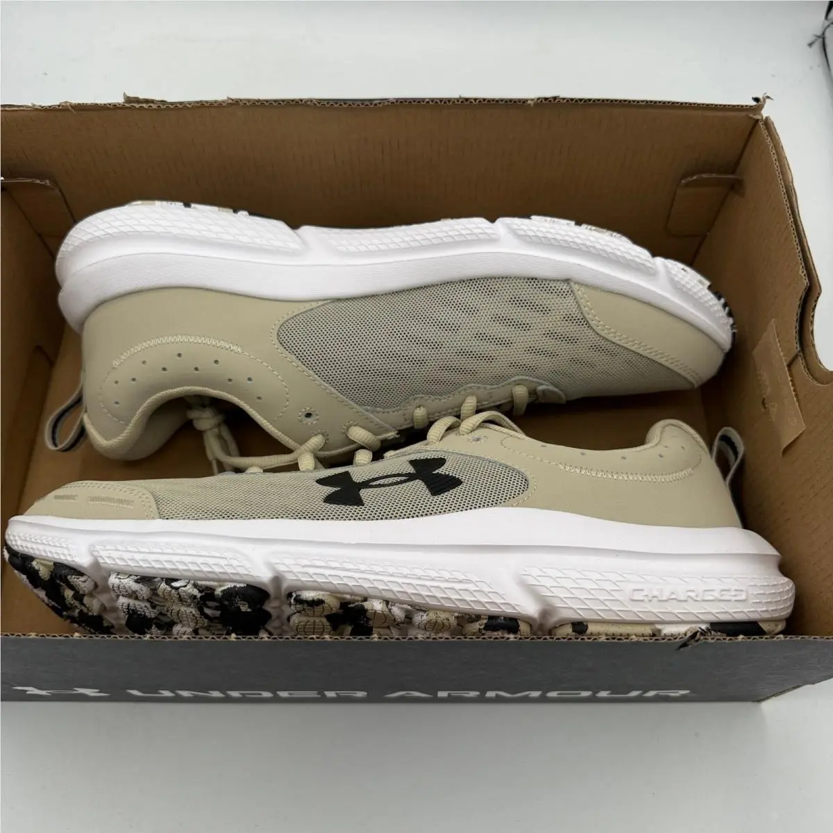 Under Armour shoes - Charged Assert 10 - Charged Assert - Brown 5