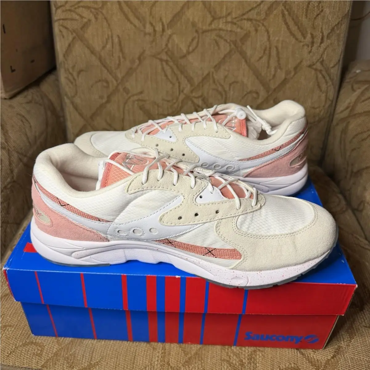 Saucony shoes - Aya - Aya - S70495-2 - Pink 0