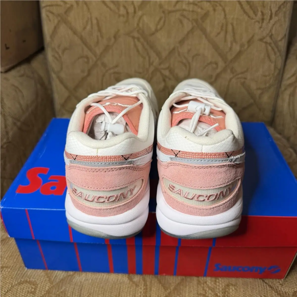 Saucony shoes - Aya - Aya - S70495-2 - Pink 3