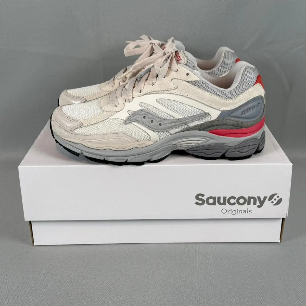 Saucony Progrid Omni 9 Running Shoes Mens 7 Ivory/gray W8.5 Unisex S70845-1