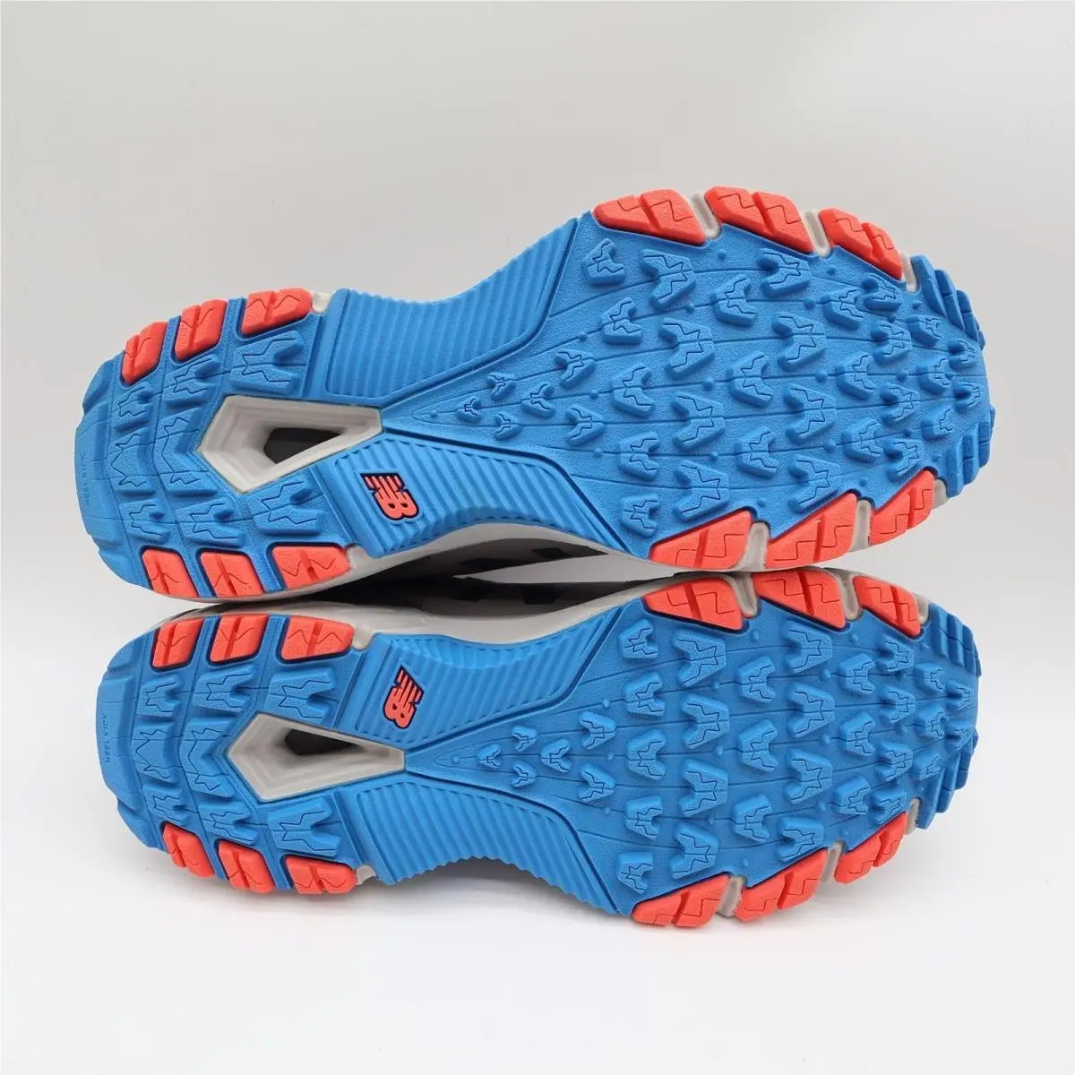 New Balance shoes - MT510LG5 - MT510LG5 - Gray 3