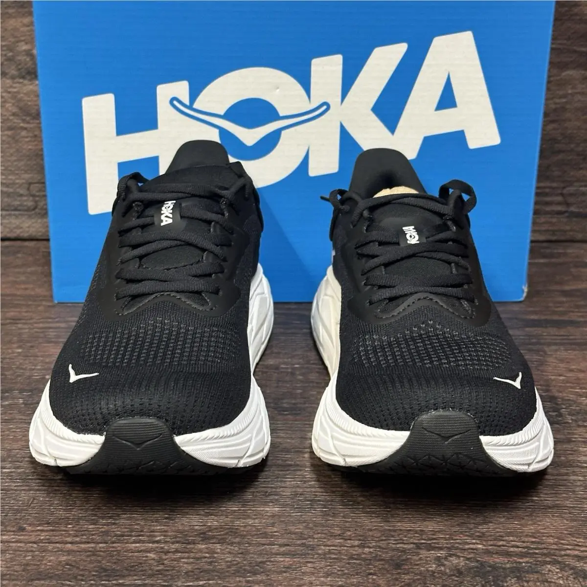 Hoka shoes - Hoka One One Arahi 7 - 1147890/BWHT - Black 1