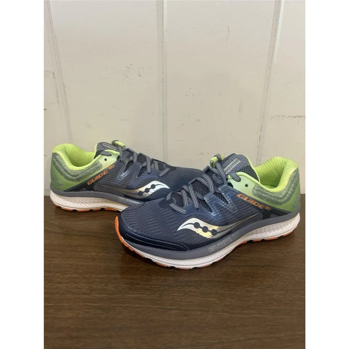 Saucony shoes - Saucony Guide Iso - Guide Iso - S10415-3 - Grey 1