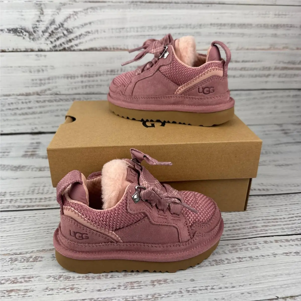 Ugg Lowmel Toddler Girls US 7 Sneakers Pink Dawn