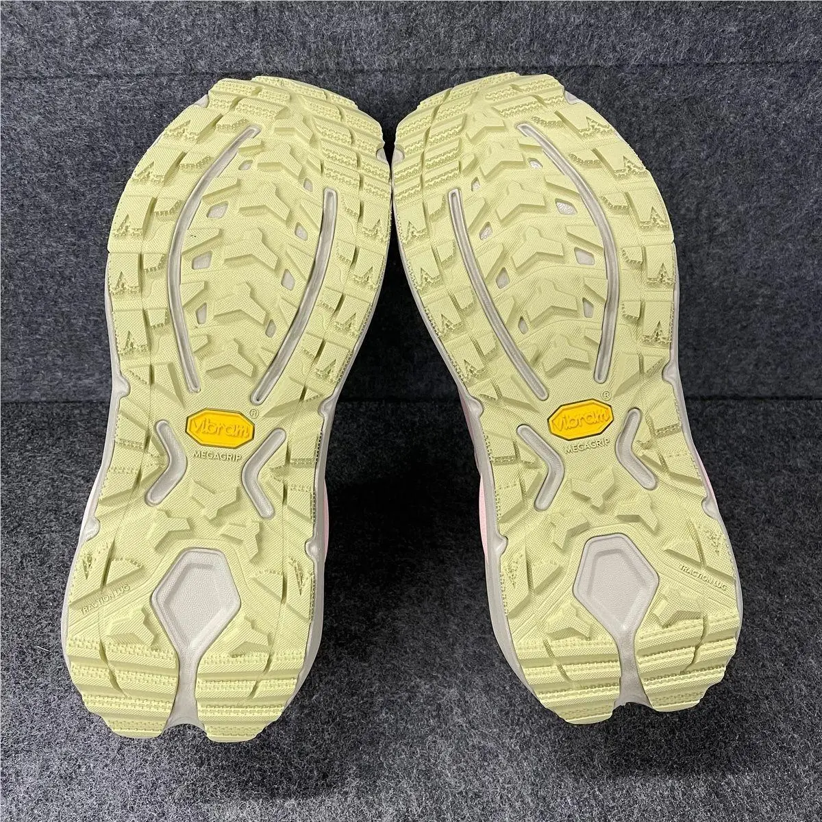 Hoka shoes - VS197139 - vs-197139 - Pink 1