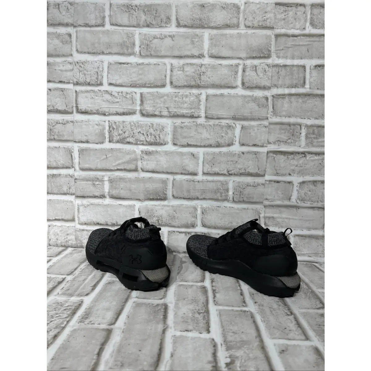 Under Armour shoes - Under Armour HOVR Phantom - HOVR Phantom - 3028592-001 - Black 3