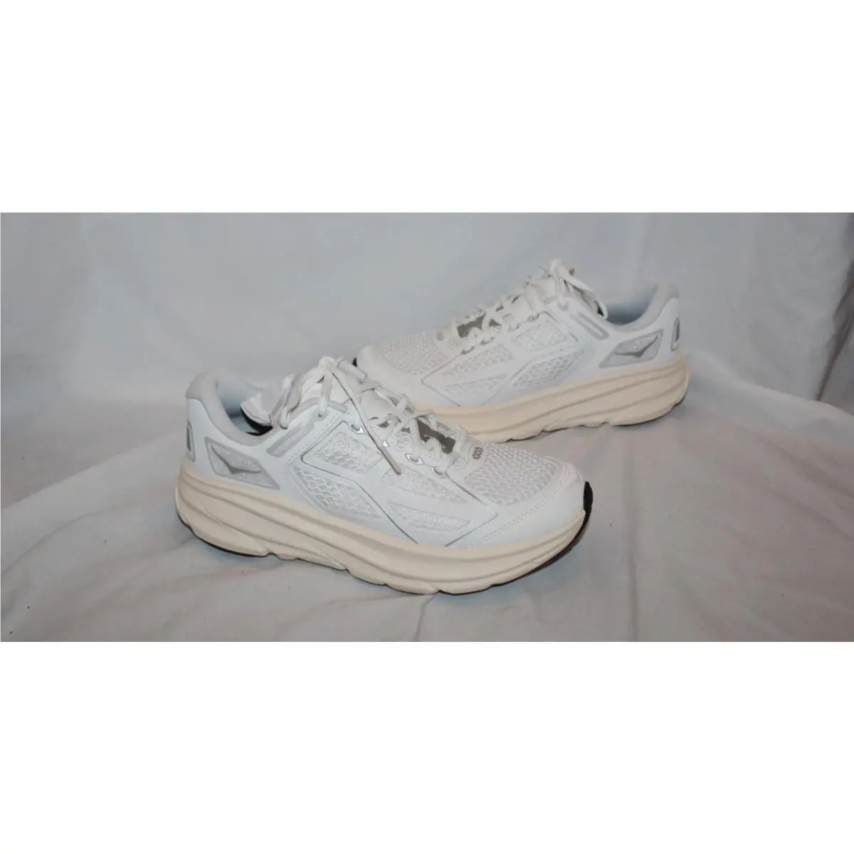 Hoka shoes - White 0