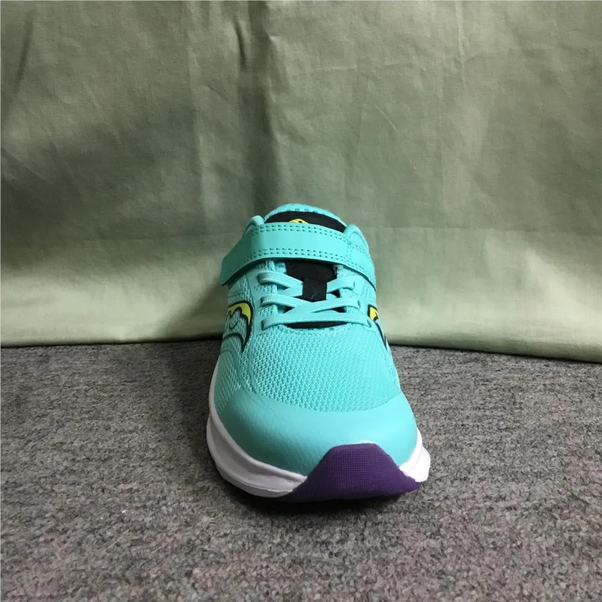 Saucony shoes - Green 1