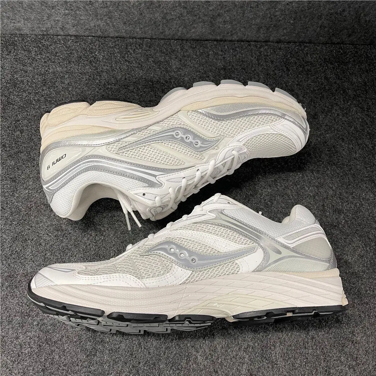 Saucony shoes - VS180580 - vs-180580 - White (UPC: 195021209850) 4