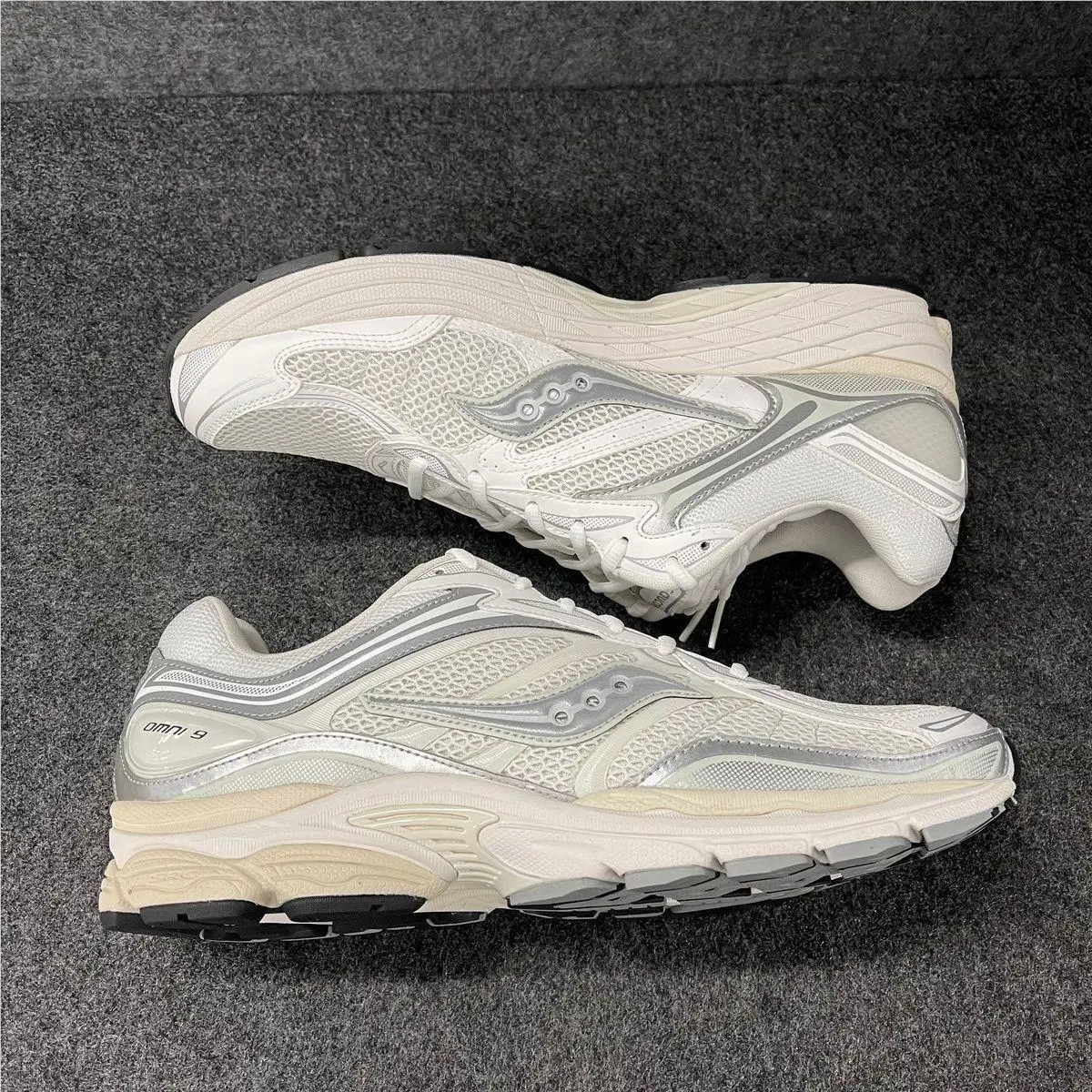 Saucony shoes - VS180580 - vs-180580 - White (UPC: 195021209850) 5