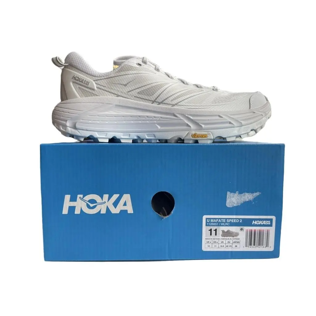 Hoka shoes - White 3