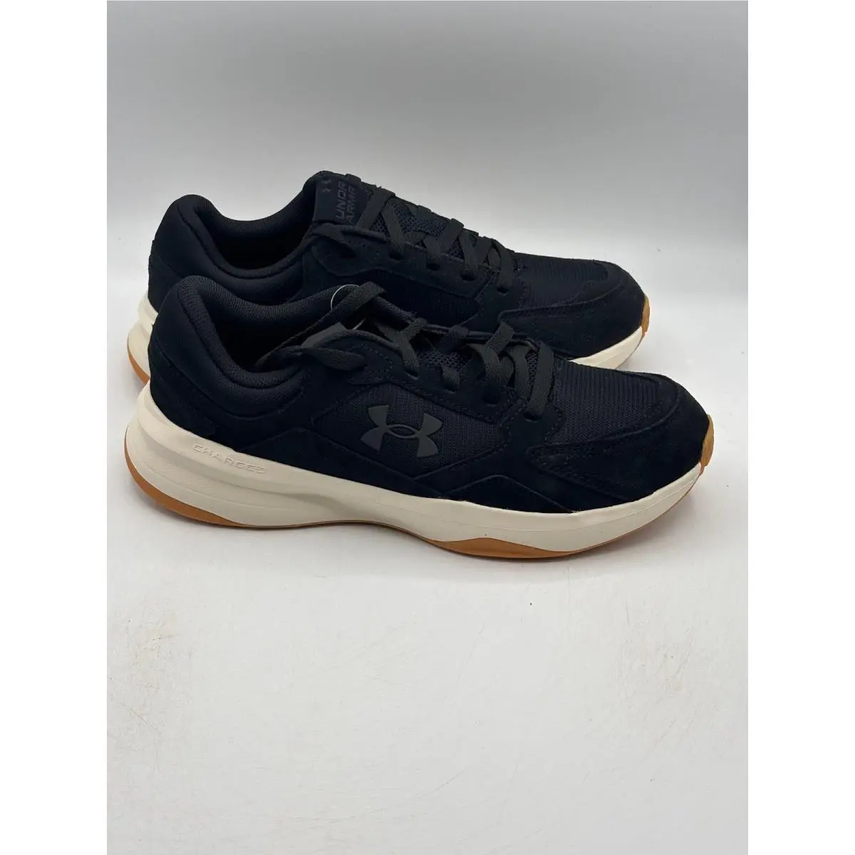 Under Armour UA Edge Suede Mens 10.5 Black Charged Gum Sole 3027731-001