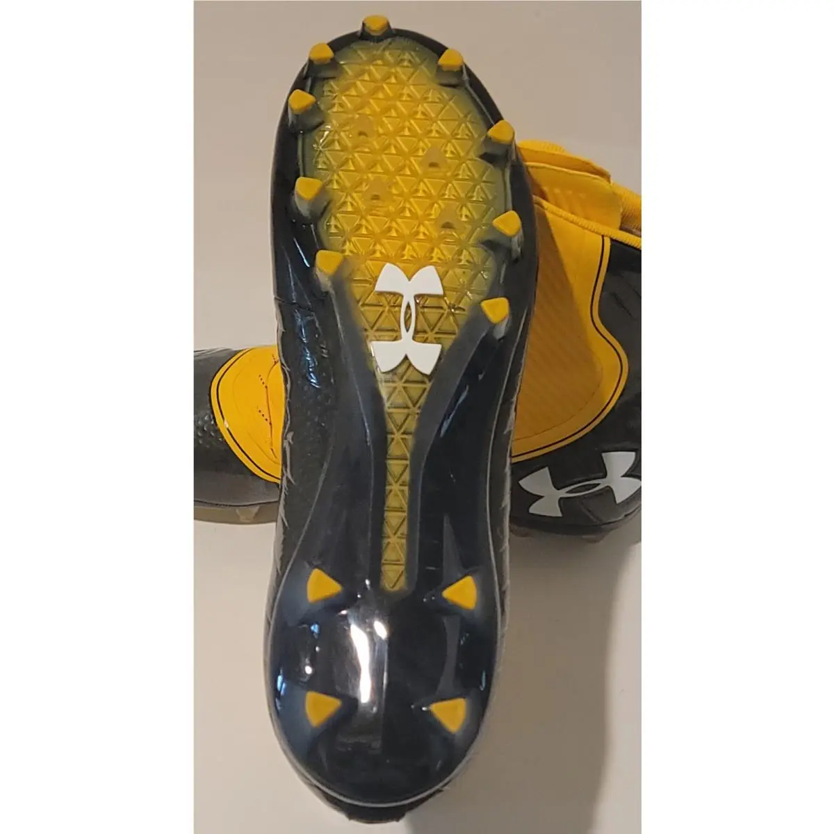 Under Armour shoes - Under Armour Highlight MC - Highlight - 3021478-700 - Orange & Black 2