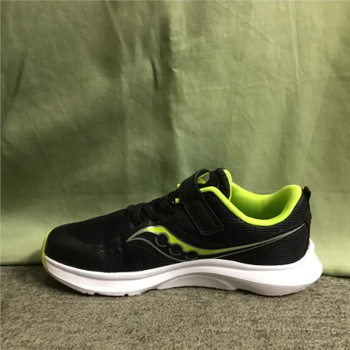 Saucony shoes - Black 0