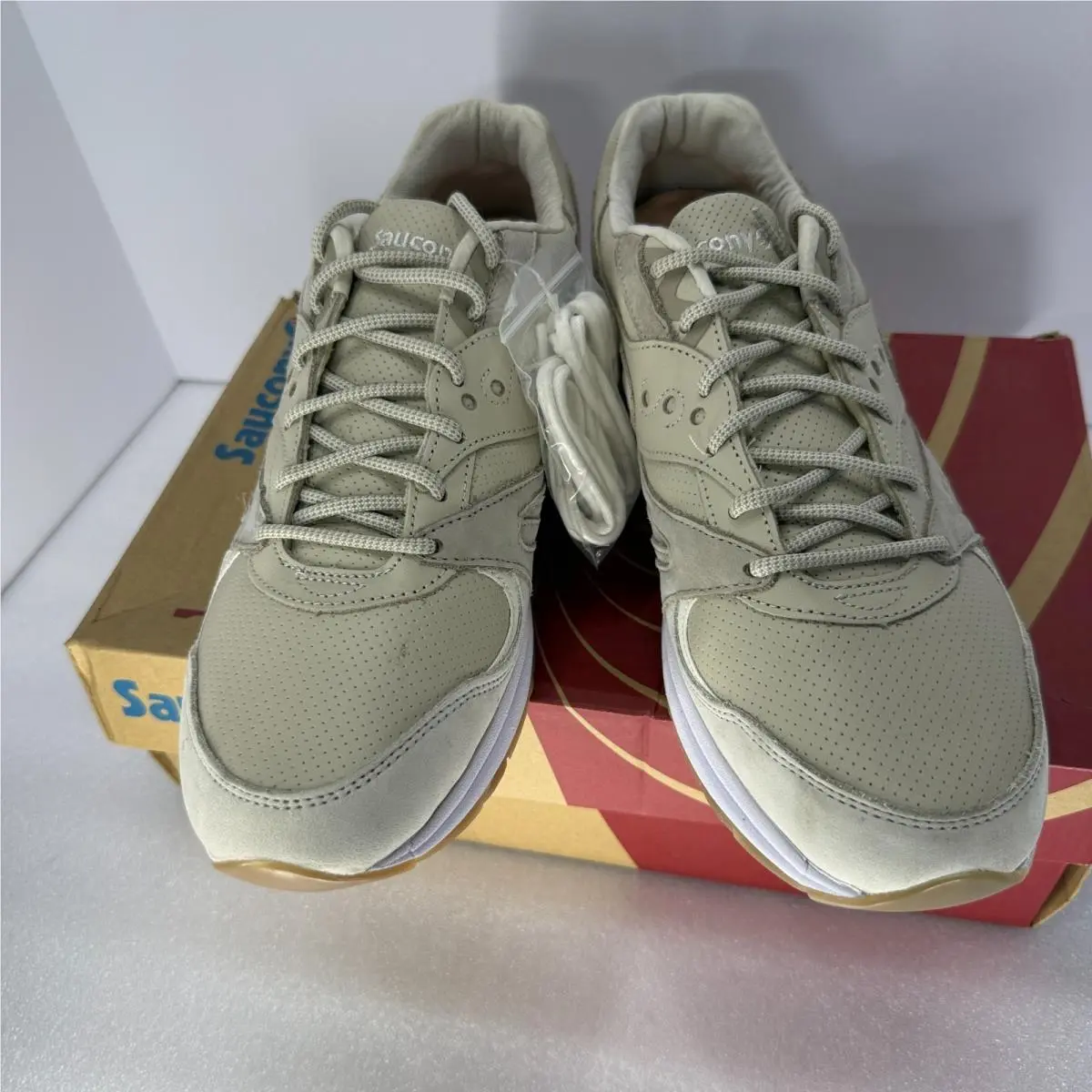 Saucony shoes - Saucony Grid 8000 - Grid - S70318-1 - Beige (UPC: 677338565374) 2