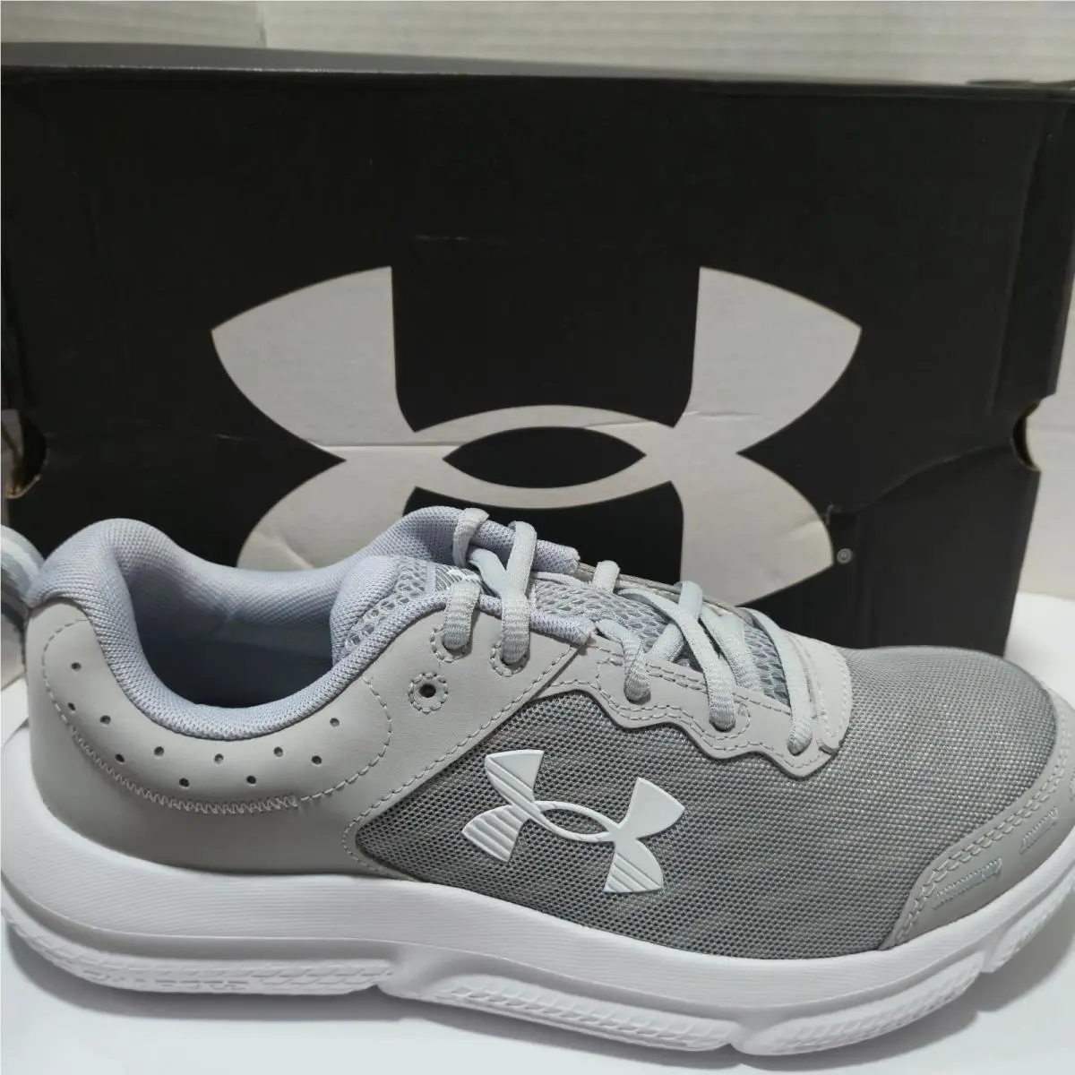 Under Armour Men`s UA Charged Assert 10 Running Shoes Sneakers Mod Grey Size 9