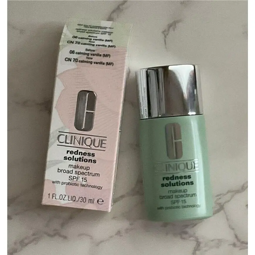 Clinique Redness Solutions Makeup Spf 15 CN70/06 Calming Vanilla Foundation 1oz