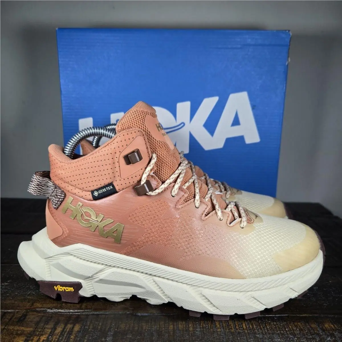 Hoka One One Trail Code Gtx Womens Size 7.5 B Hiking Shoes Sun Baked Shortbread