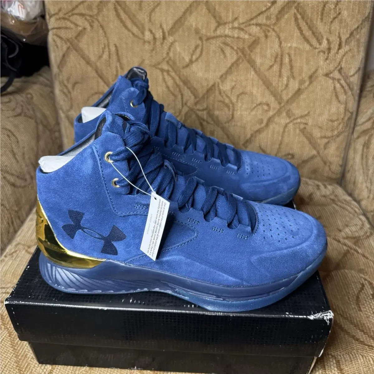 Under Armour shoes - Under Armour Curry 1 Lux - 1296617-997 - Blue, Manufacturer: Blackout Navy/Metallic Gold 1