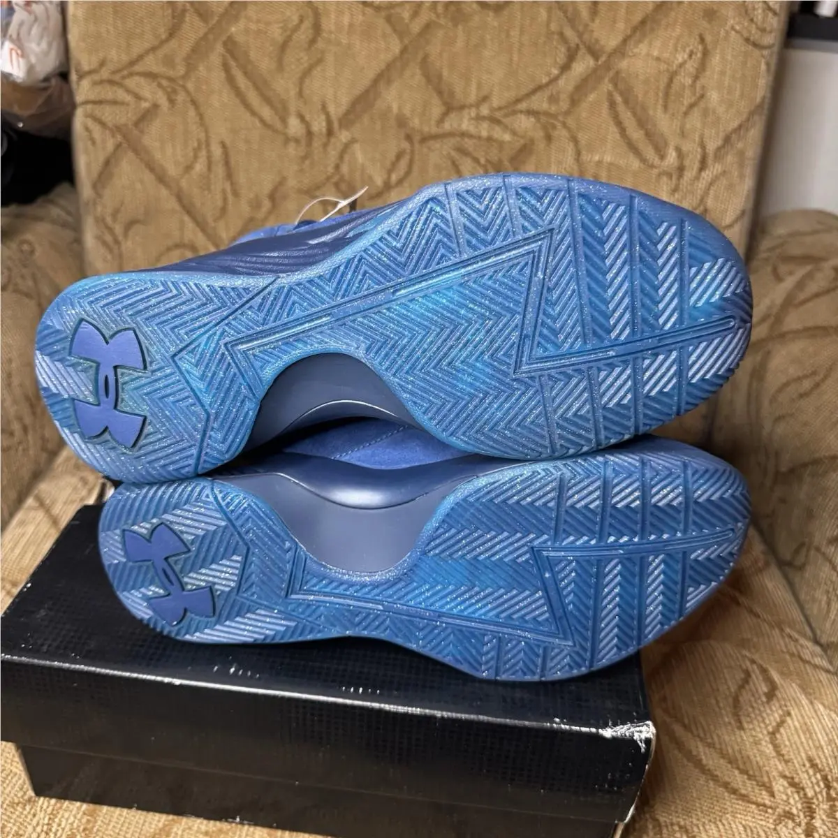 Under Armour shoes - Under Armour Curry 1 Lux - 1296617-997 - Blue, Manufacturer: Blackout Navy/Metallic Gold 4
