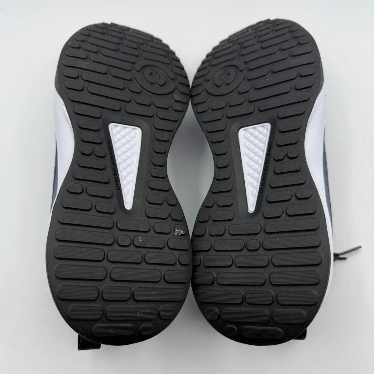 Under Armour shoes - UA Charged Edge - Charged Edge - Gray 3