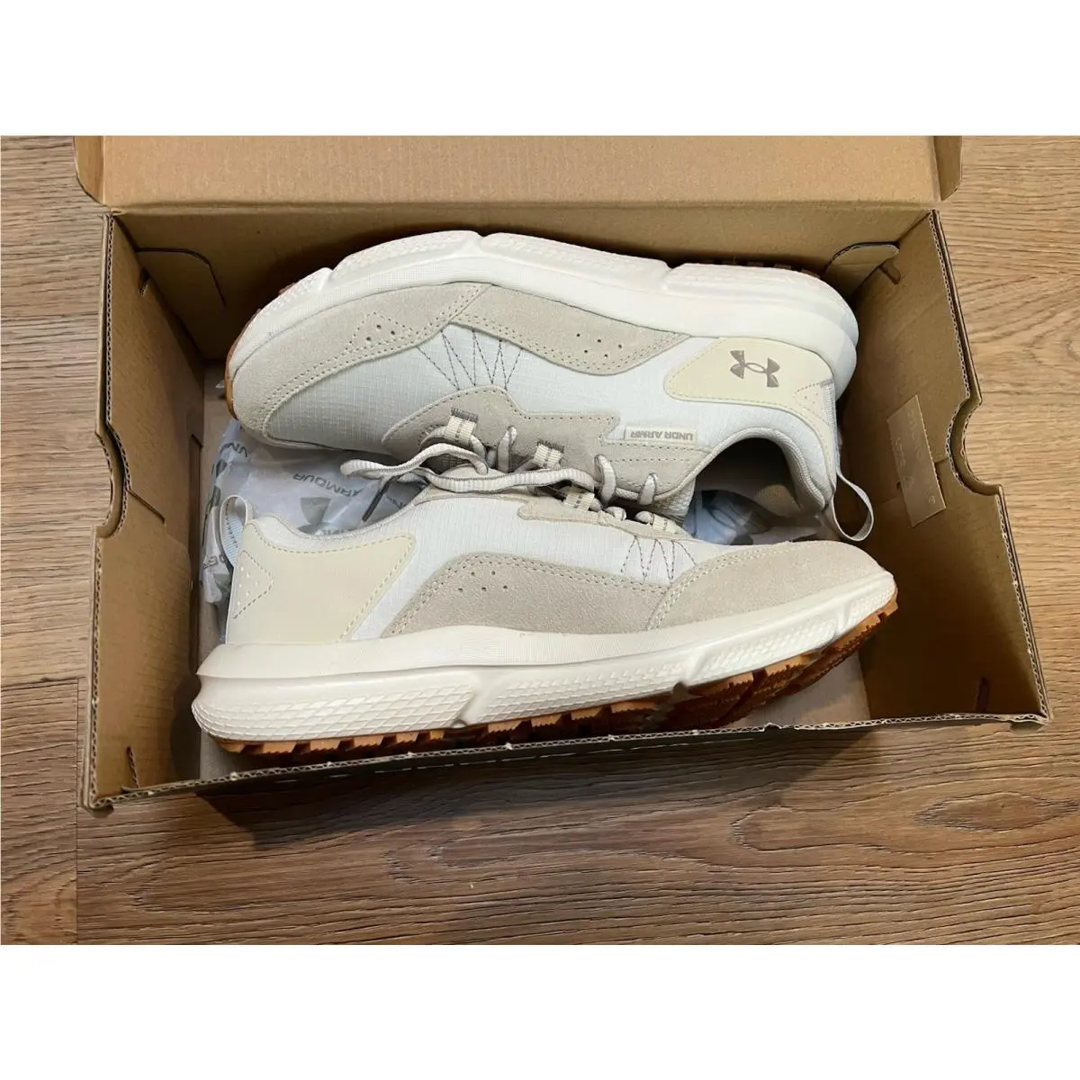 Under Armour shoes - UNDER ARMOUR Charged Vessert 2 - White 0