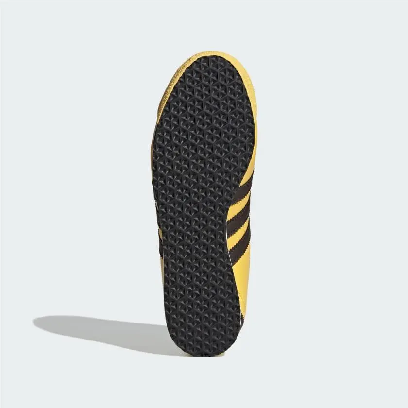 Adidas shoes - Spring Yellow / Dark Brown / Core Black 8
