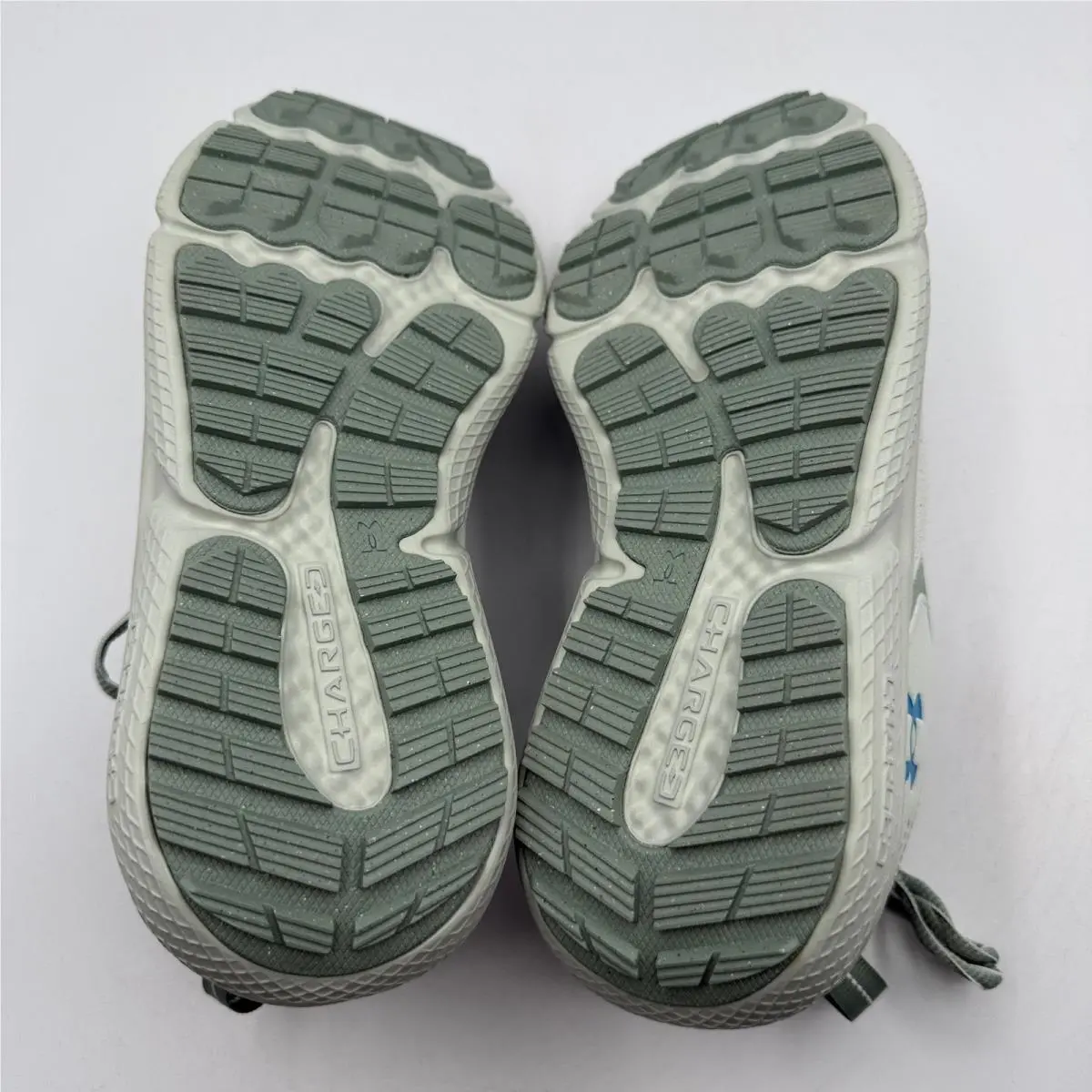Under Armour shoes - UA W Charged Verssert 2 - Green 3