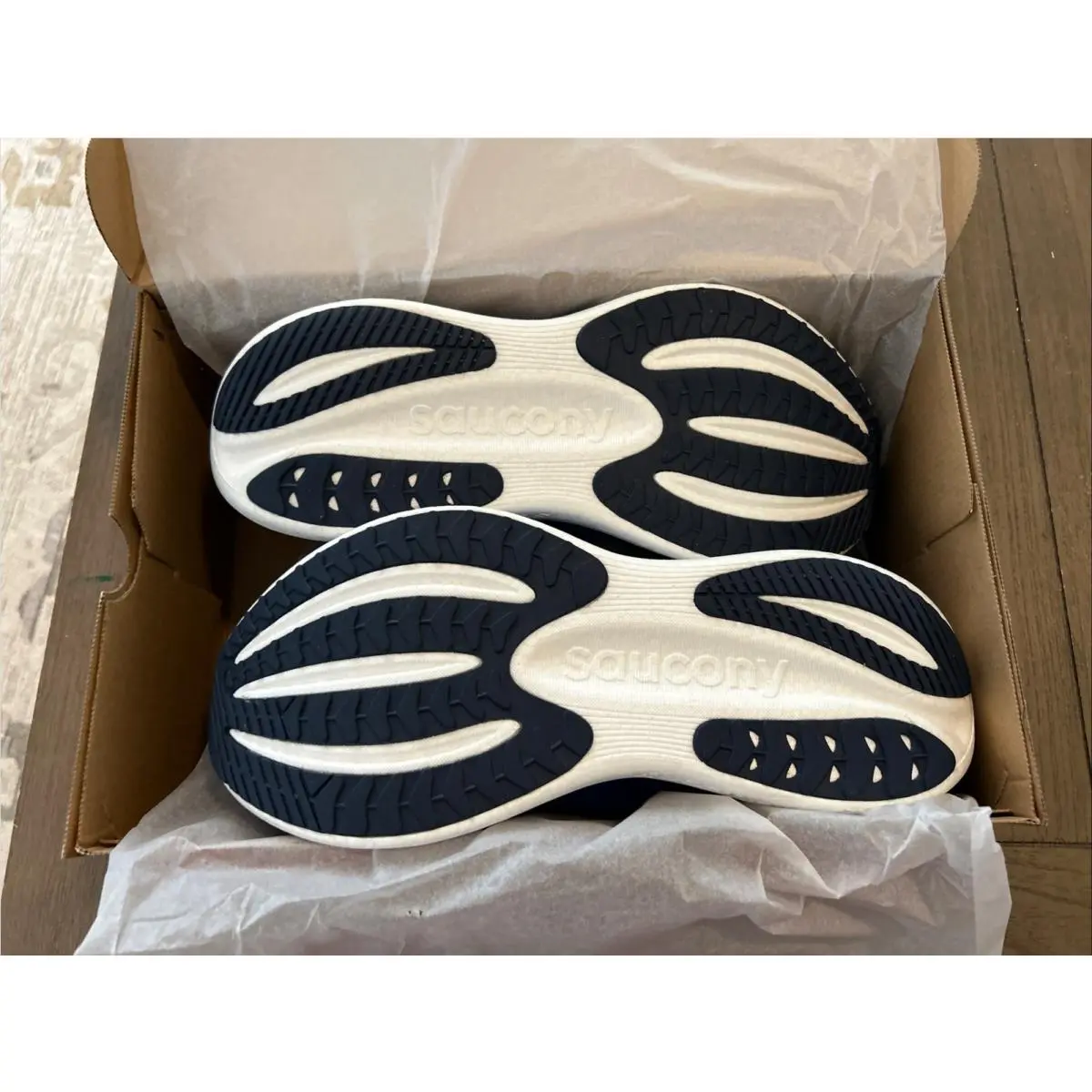 Saucony shoes - Saucony Triumph 23 - Triumph - S21023-215 - Blue 0