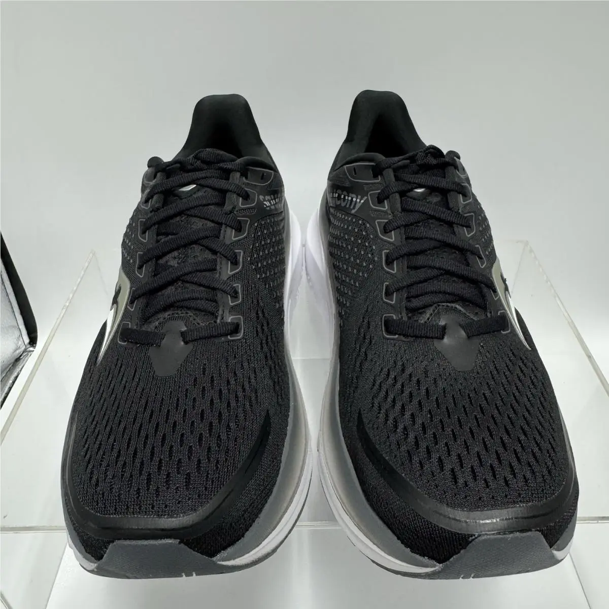 Saucony shoes - Saucony Guide 17 - Guide - S20936-100 - Black 4