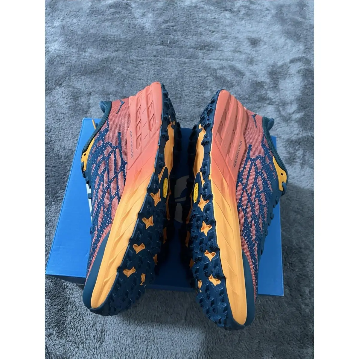 Hoka shoes - Hoka One One Speedgoat 5 - 1123158-BCCML - Multicolor 1