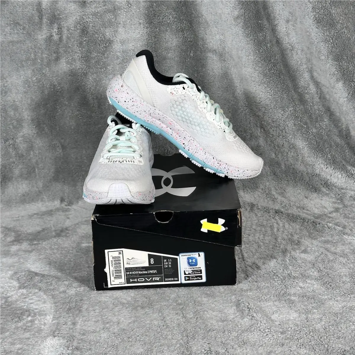 Under Armour Women`s 8 Hovr Machina 2 Paint Splatter Running Shoe 3024858-100