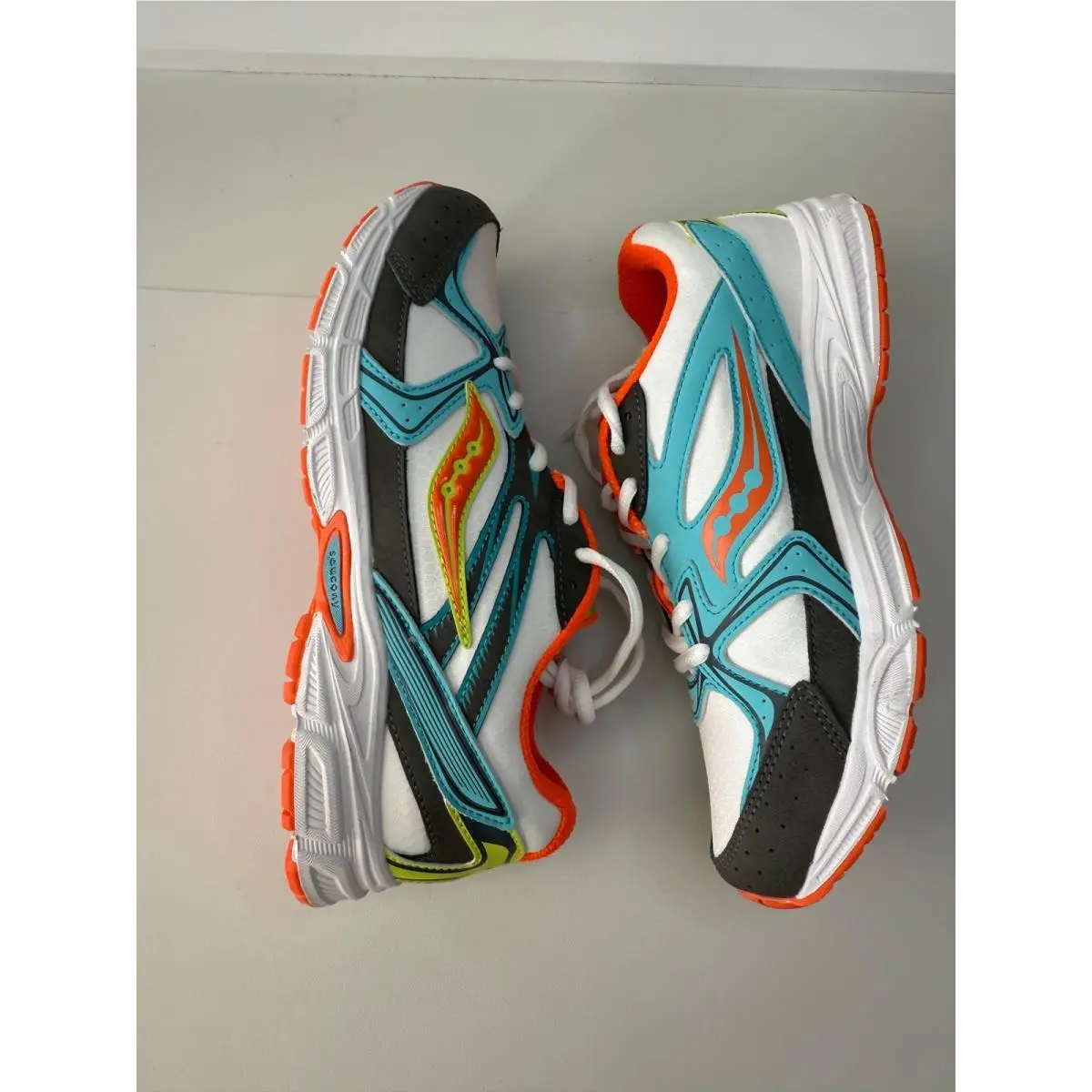 Saucony shoes - Grid - Grid - Multicolor 1