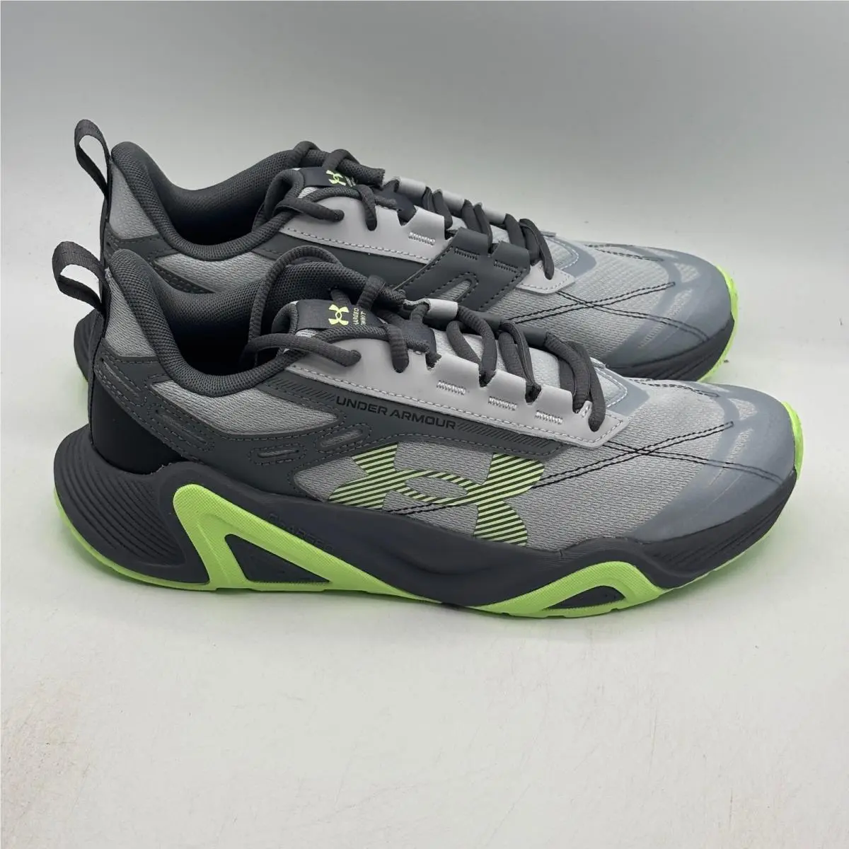 Under Armour Charged Commit TR 5 Shoes Mens Size 8.5 Grey Green n 3026607-001