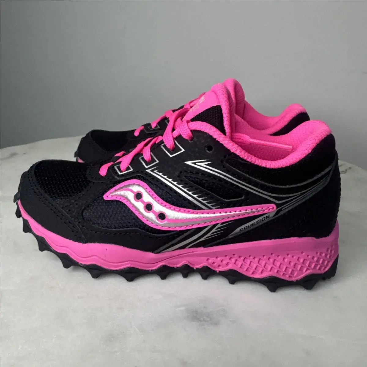 Saucony Cohesion TR14 Little Kids Size 10.5M Black Pink Running Athletic Shoes