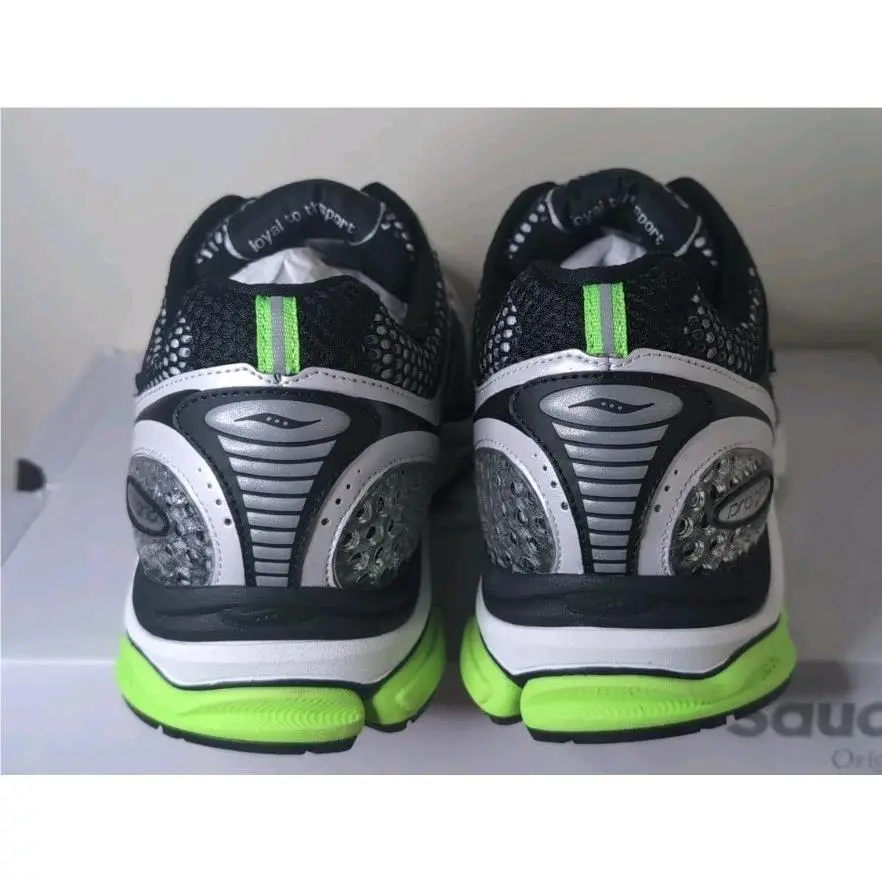 Saucony shoes - Saucony ProGrid Triumph 3 - ProGrid Triumph - Black (UPC: 195017541070) 2