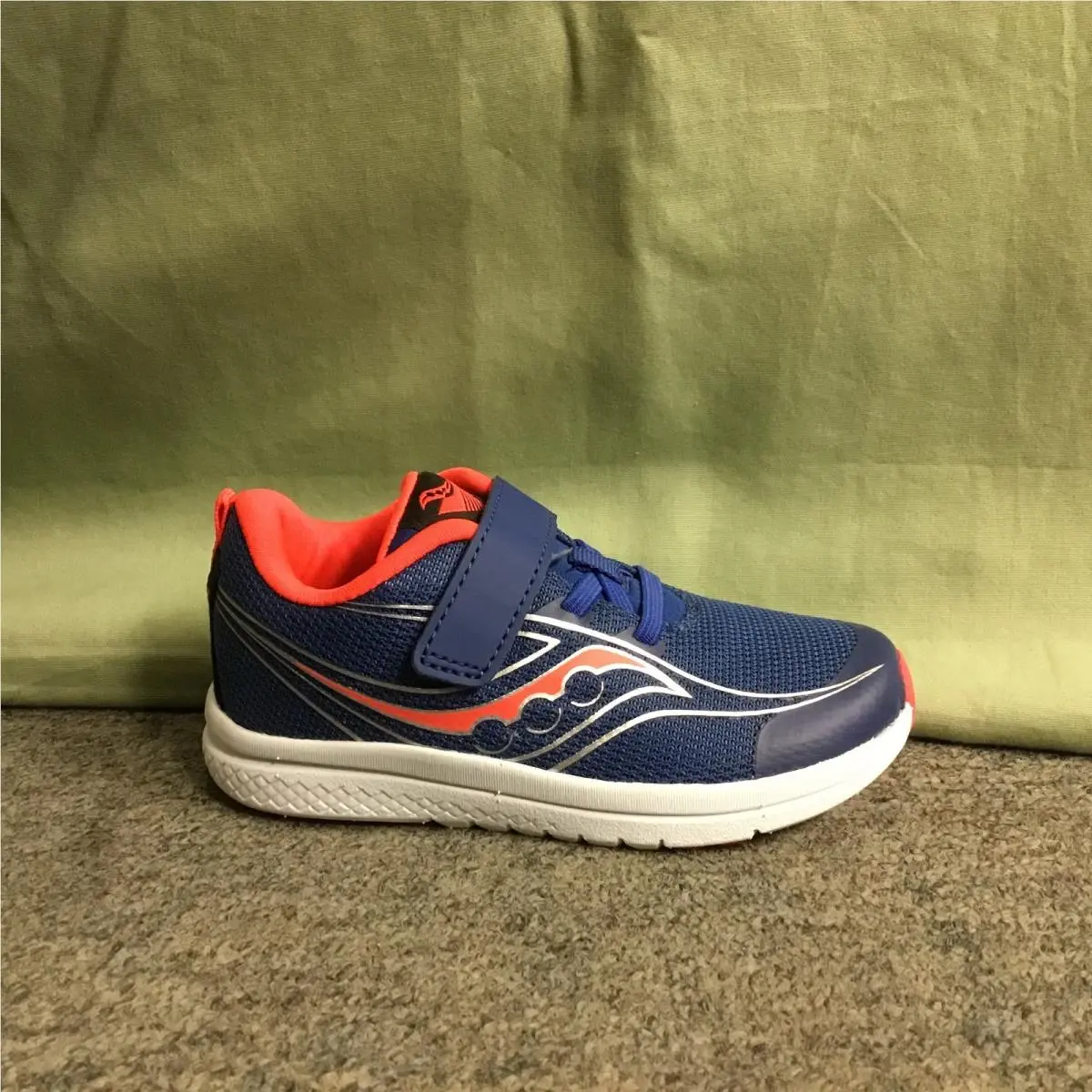 Little Boys Saucony SL265530 Sapphire/red Kinvara 13 JR Sneakers Size 6 M