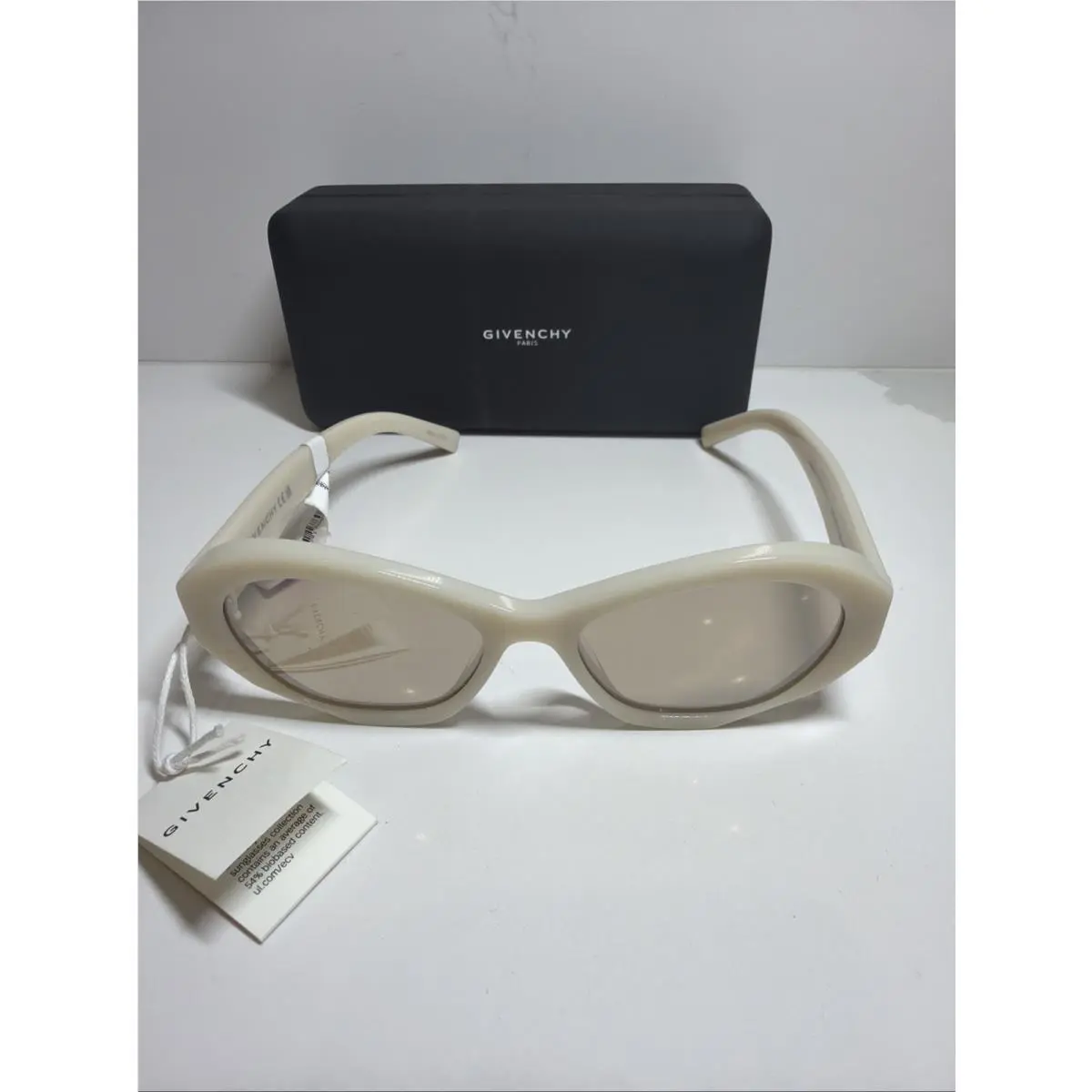 Givenchy GV40001U 25G Ivory Cream Oval Sunglasses Women 57-18 Made In Italy