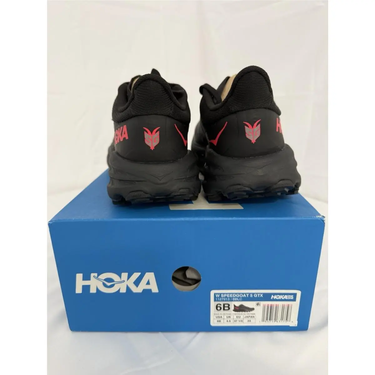 Hoka shoes - Hoka One One HOKA Speedgoat 5 GORE-TEX Spike - 1133532-BBLC - Black 4