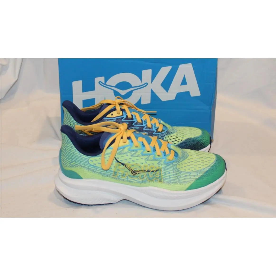 Hoka One Women`s Mach 6 Running Sneakers Youth 6 Women`s 7.5 Green