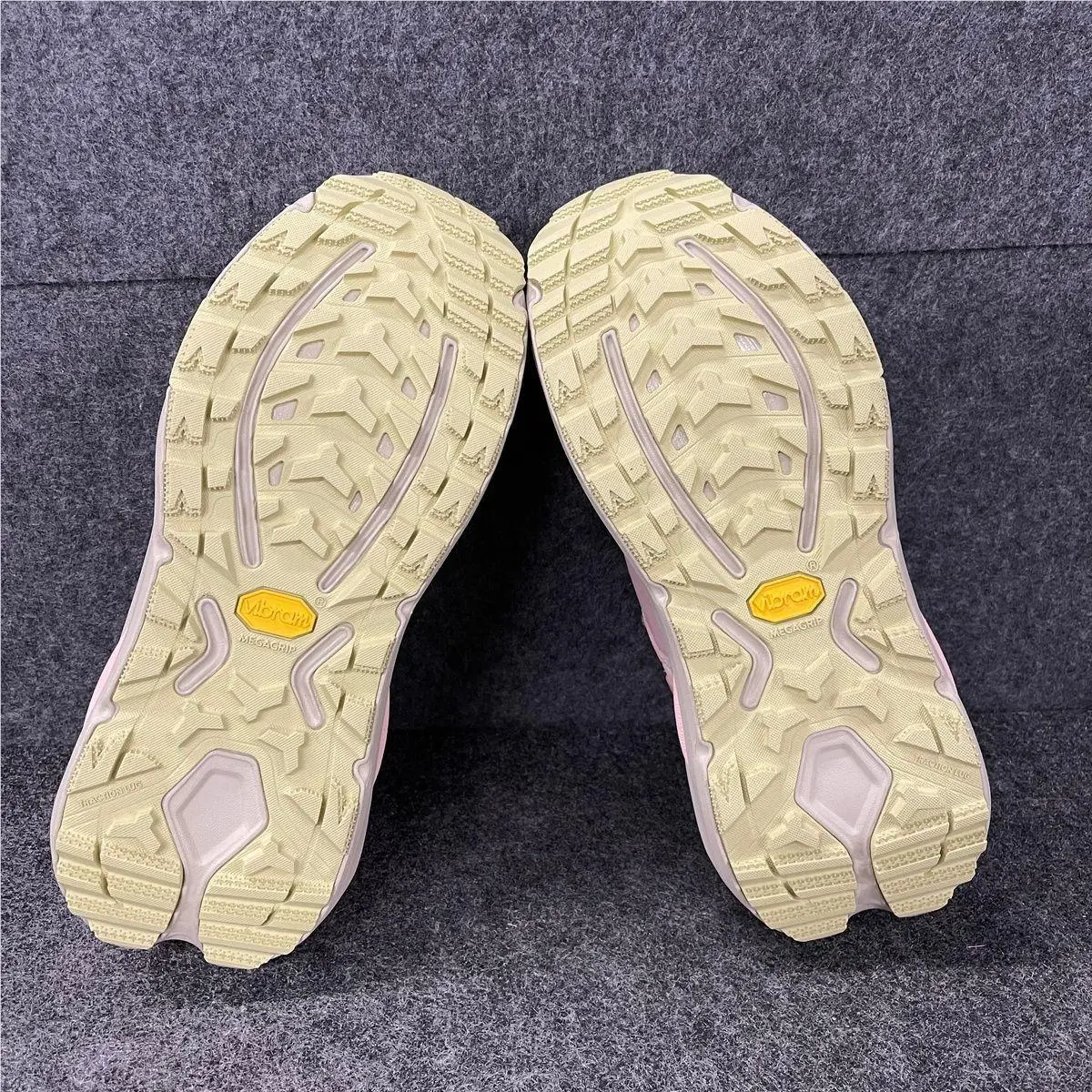 Hoka shoes - VS197149 - vs-197149 - Pink (UPC: 198605175688) 2