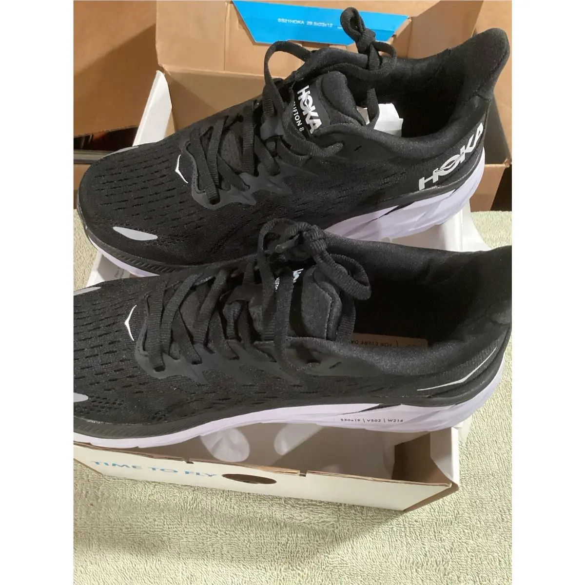 Hoka One One W Clifton 8 1119393 Size 6.5B Black and White Nwot