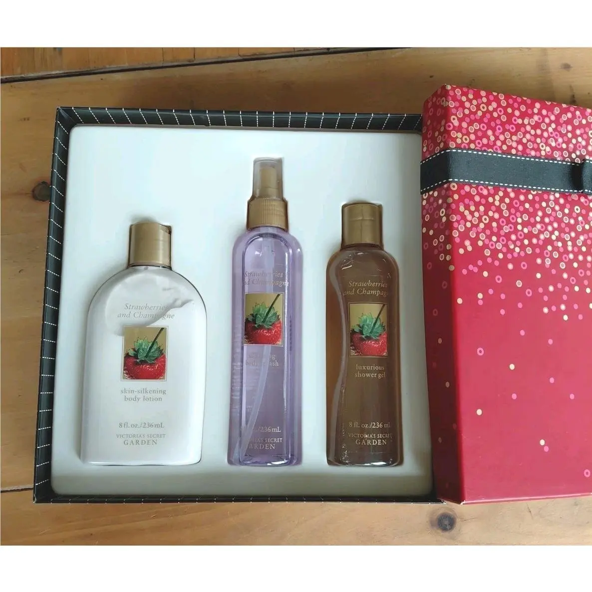 Victoria’s Secret Garden Strawberries Champagne Gift Set Lotion Splash Gel