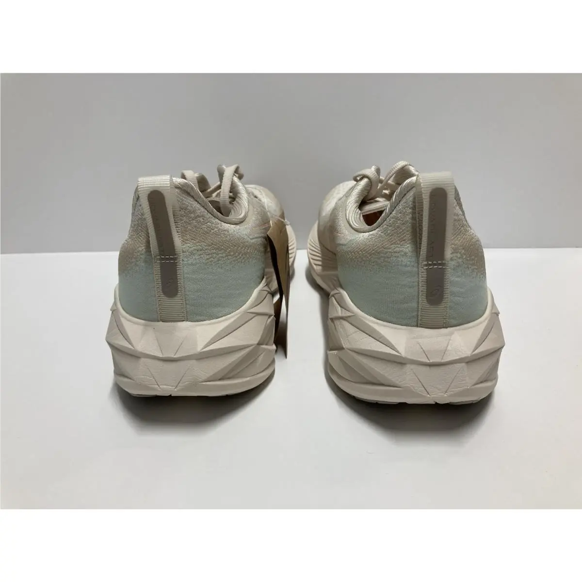 Asics shoes - ASICS Novablast 4 - Novablast - 1012B510-250 - Ivory (UPC: 197298140393) 3