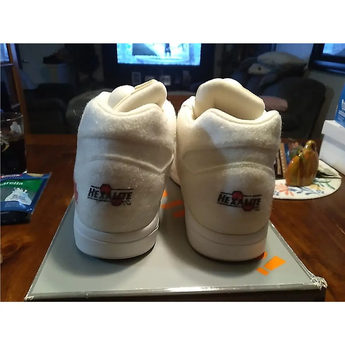 Reebok shoes - Reebok Court Victory Pump - Court Victory Pump - 6-172152 - Whites (UPC: 883181598920) 3