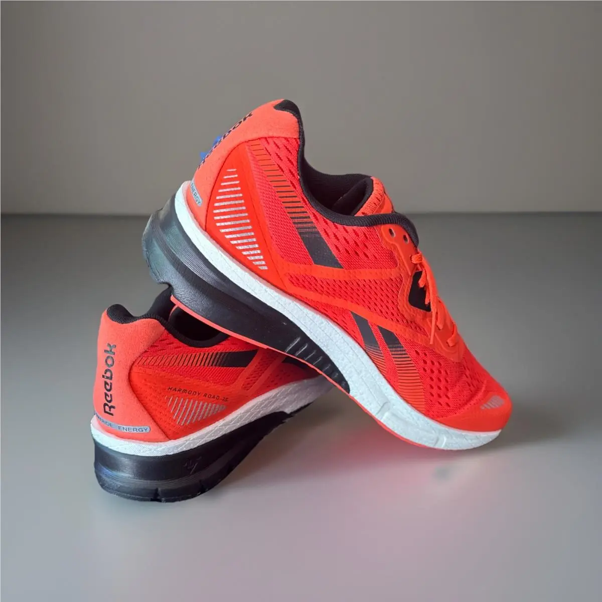 Reebok Harmony Road 3.5 Orange FV9819 - Kicks Crew Great Shape Size 10 M