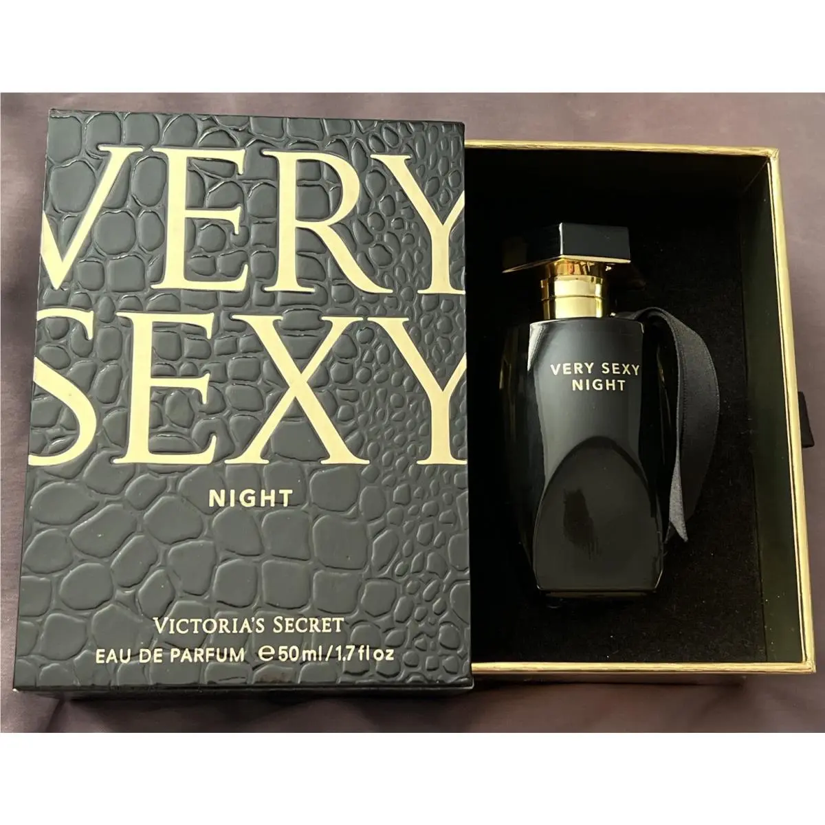 Victoria`s Secret Very Sexy Night Perfume Eau De Parfum 1.7floz